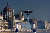 the Parliament building + Red Bull Air Race