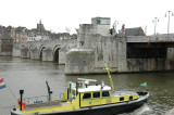 Sint Servaasbrug  - ships can reach the Wyck side through a modern section