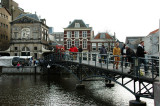 Waaghoofdbrug (Main Weigh House Bridge).