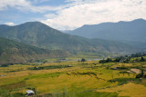 Descending into the valley at Chimi Langkhang