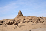 Ruin on the East Bank between Kerma and Tombos (N19 41.38/E030 24.04)
