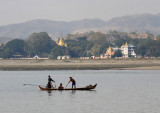 Poler assisting the oarsman, Mingun