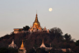 Sagaing hilltop pagoda with the full moon