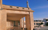 Colonade P1020158.jpg