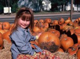Mindy in pumpkin patch
