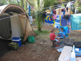 Camping Conil - S2 and Luis Playing Connect Four