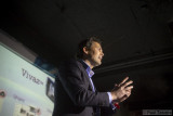 Lennard Hoornik - Corporate Vice President Marketing Sony Ericsson