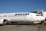 QANTAS BOEING 737 800 SYD RF IMG_5985.jpg