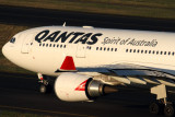 QANTAS AIRBUS A330 200 SYD RF IMG_0382.jpg