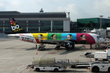 AIR ASIA AIRBUS A320 SIN RF IMG_2022.jpg