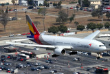 ASIANA BOEING 777 200 LAX RF IMG_5143.jpg