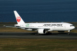 JAPAN AIRLINES BOEING 777 200 SYD RF IMG_6104.jpg