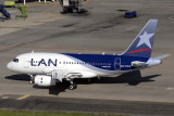 LAN AIRBUS A318 SCL RF IMG_0364.jpg