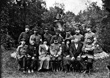 Officiers dans le parc