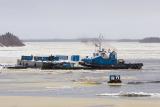 Manoeuvring a barge