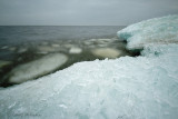 Hummocking ice - Kruiend ijs