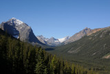 View over Tonquin Valley