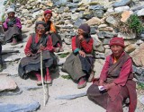 Nuns in the sun, Rongbuk