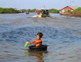 Child, Tonle Sap