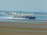 GH2142 SOLENT EXPRESS @ Ryde, Isle of Wight (Leaving)