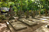 Kapina grave yard. Often a great play area for the kids. L1011512.jpg