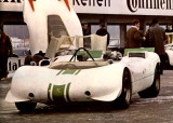 Porsche 909 Berg Spyder - Period Photo 3