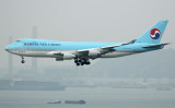 Korean Cargo B-747-400 landing in HKG