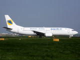 B734  UR-VVE