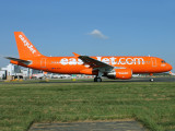 A320  G-EZUI