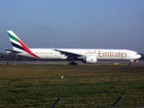 B777-300  A6-EBG