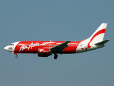 B737-300 HS-AAJ