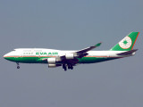 Boeing 747-400 B-16462