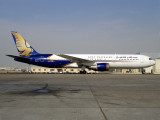 B767-300 A4O-GT