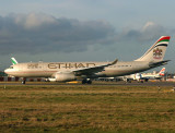 A330-200 A6-EYN