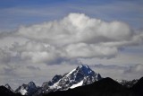 Peak and Clouds 白雲