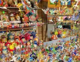 LOTS OF TRINKETS