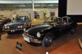 Peter Cosmidess 1978 MGB/GT V8, right, vs. 1973 Triumph Stag V8 (3062)