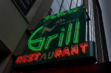 Peters Grill Neon