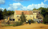 Logis seigneurial et tour matresse en construction