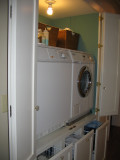 Laundry closet 002.jpg