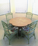 Breakfast Nook 1.jpg