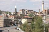 Diyarbakir at wall 3066