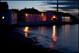 Bowmore distilleri at dusk