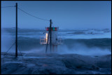 Gåva lighthouse at Hönö at 26 m/s constant SW wind