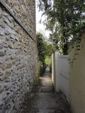 Au fond a gauche_02563r.jpg