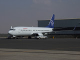 1410 17th January 2008 Flyyeti Futura 737-800 at Sharjah Airport.JPG