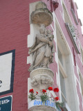 Maria met Kind (koningin) - Zuidzandstraat 1