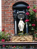 O.L.V van de Wonderdadige Medaille - Langestraat 3