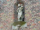 Staande Maria met Kind - Hendrik Consciencelaan 2