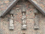 Staande Maria met Kind (koningin) - Boeveriestraat 45